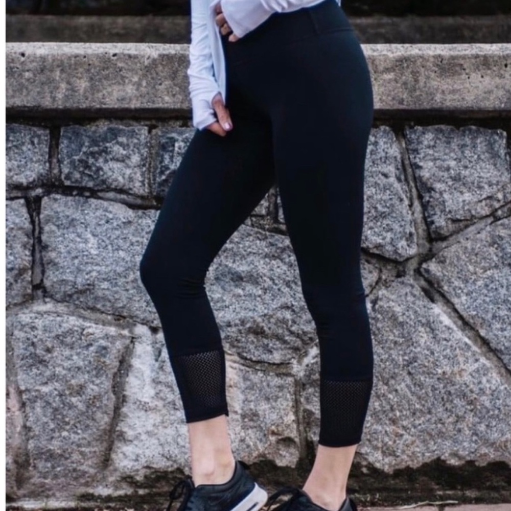 Zyia black leggings